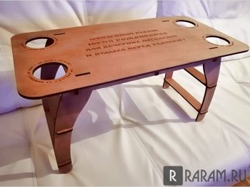 Прикроватный столик для ноутбука
